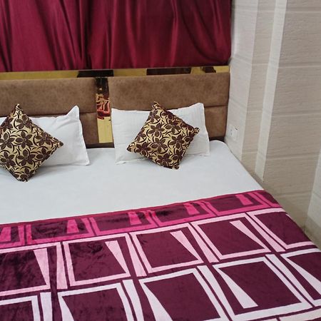 אמריצר Arora Guest House מראה חיצוני תמונה