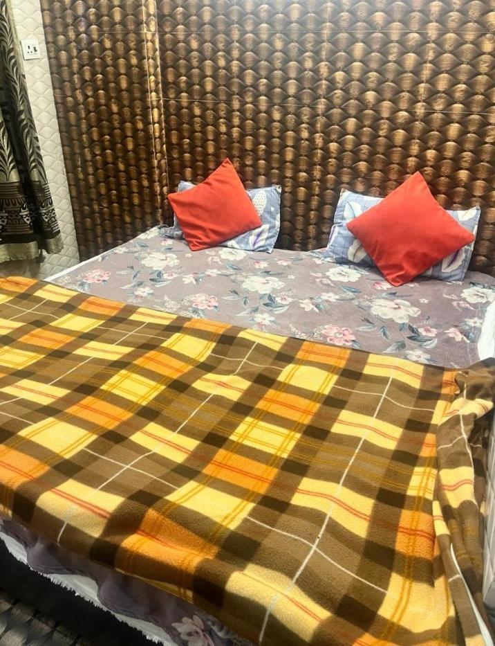 אמריצר Arora Guest House מראה חיצוני תמונה
