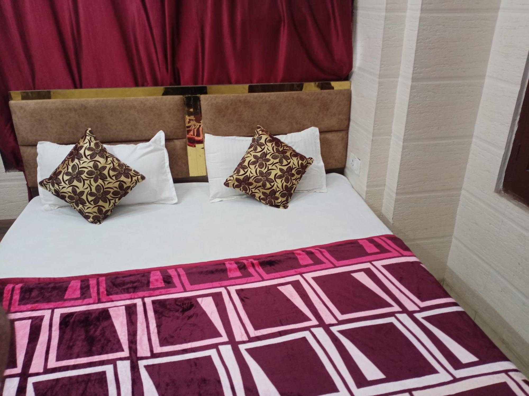 אמריצר Arora Guest House מראה חיצוני תמונה