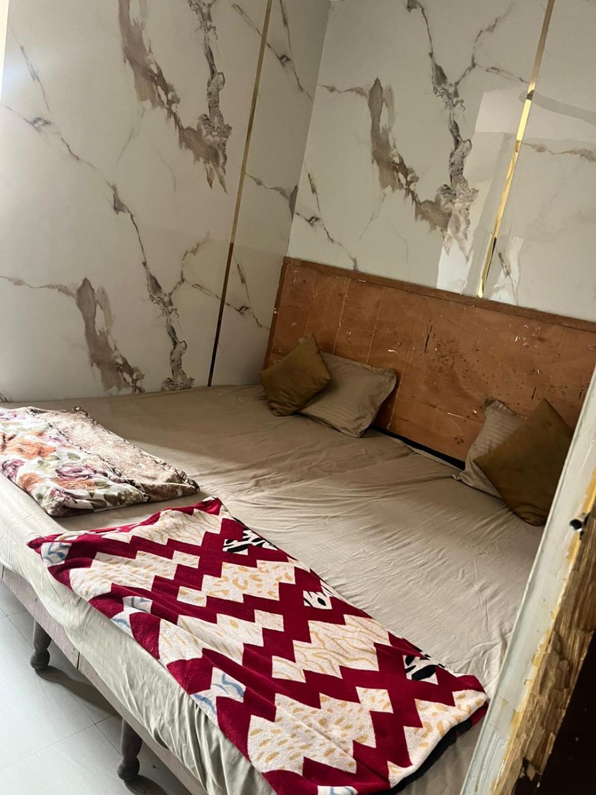 אמריצר Arora Guest House מראה חיצוני תמונה